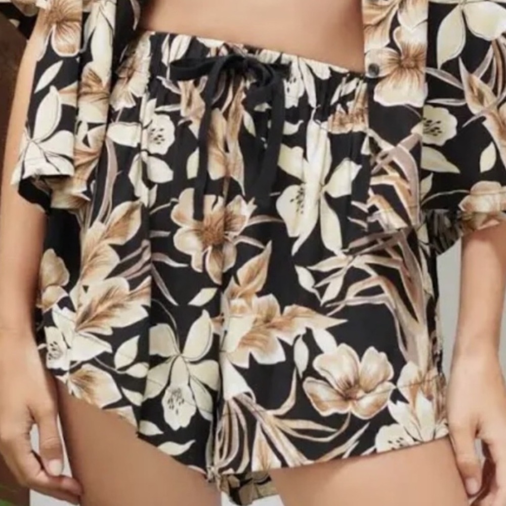 The Great Bonfire Shorts